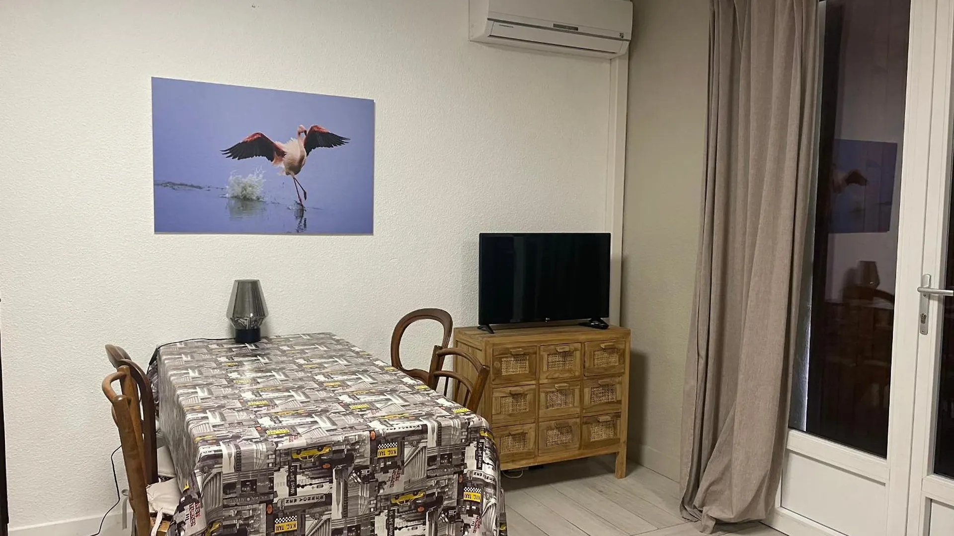 Appartement Rdc Moderne 4 Pers, Terrasse, Clim, Proche Commodites, Saintes-Maries-De-La-Mer - Fr-1-475-7 location