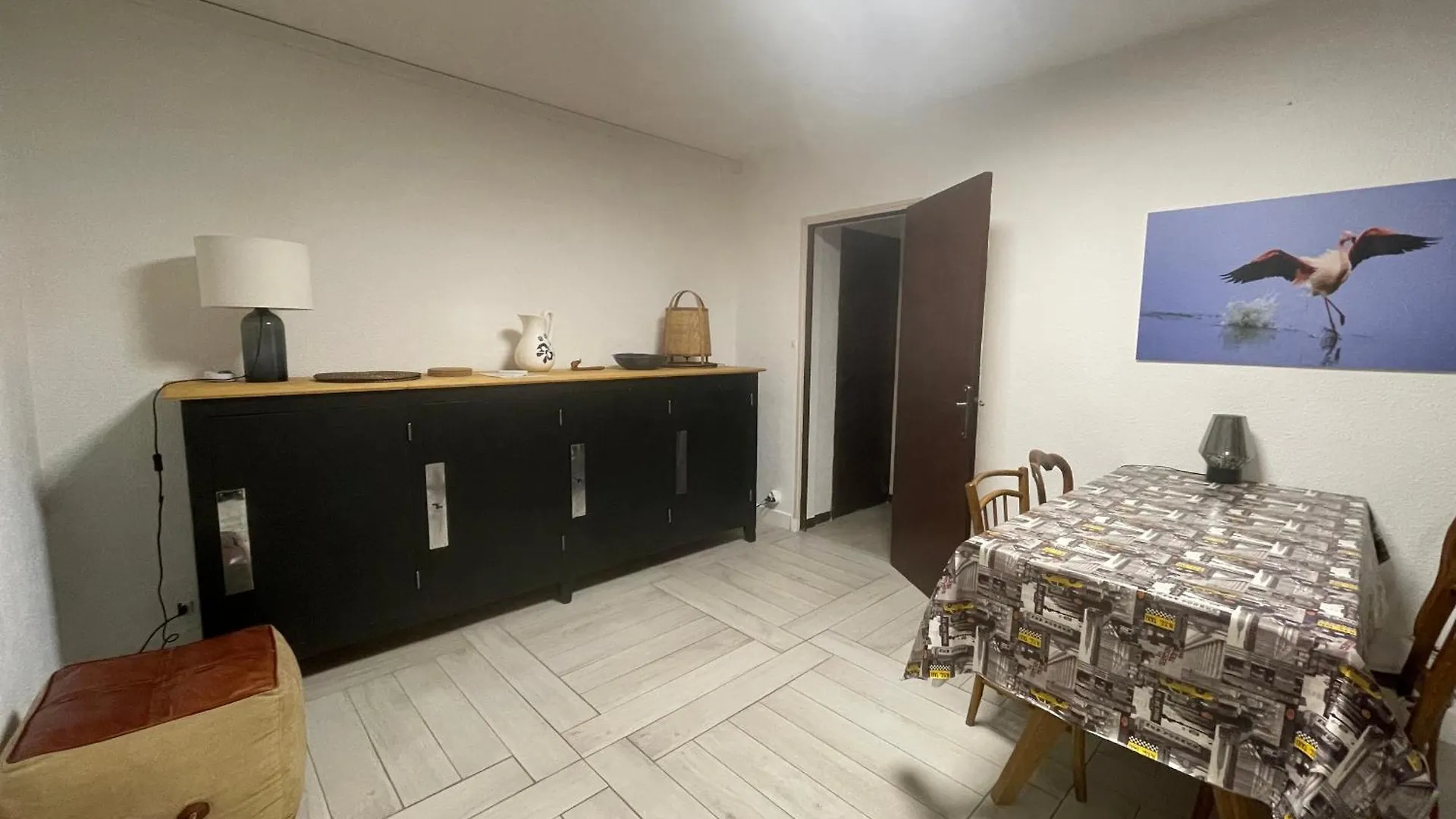 Appartement Rdc Moderne 4 Pers, Terrasse, Clim, Proche Commodites, Saintes-Maries-De-La-Mer - Fr-1-475-7 France
